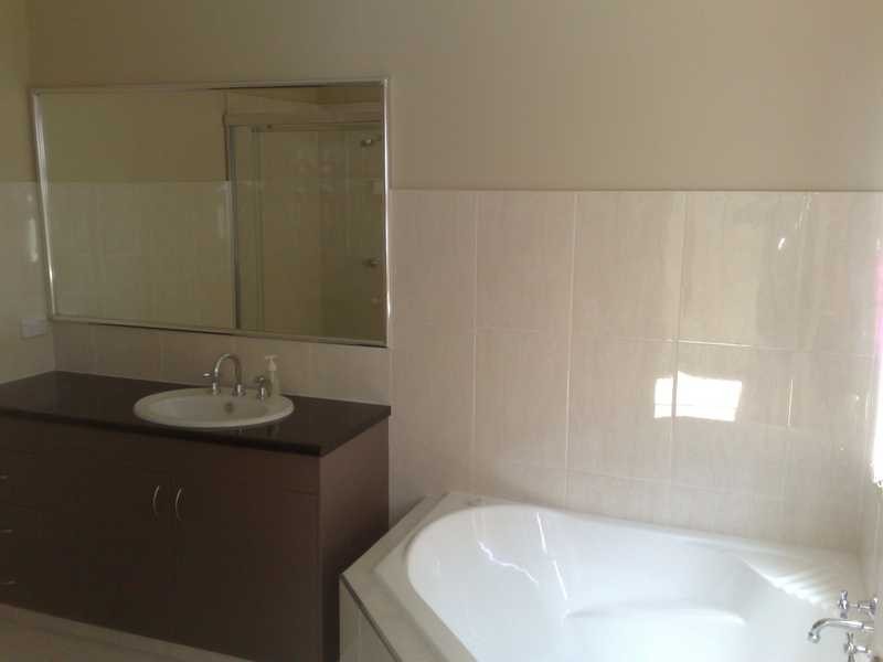 3/28 Gerona Circuit, Varsity Lakes QLD 4227