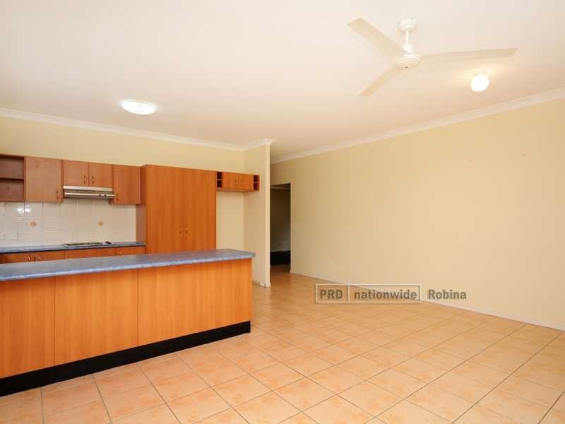 11 Magenta Drive, Varsity Lakes QLD 4227