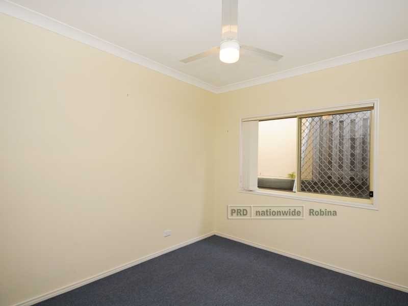 11 Magenta Drive, Varsity Lakes QLD 4227