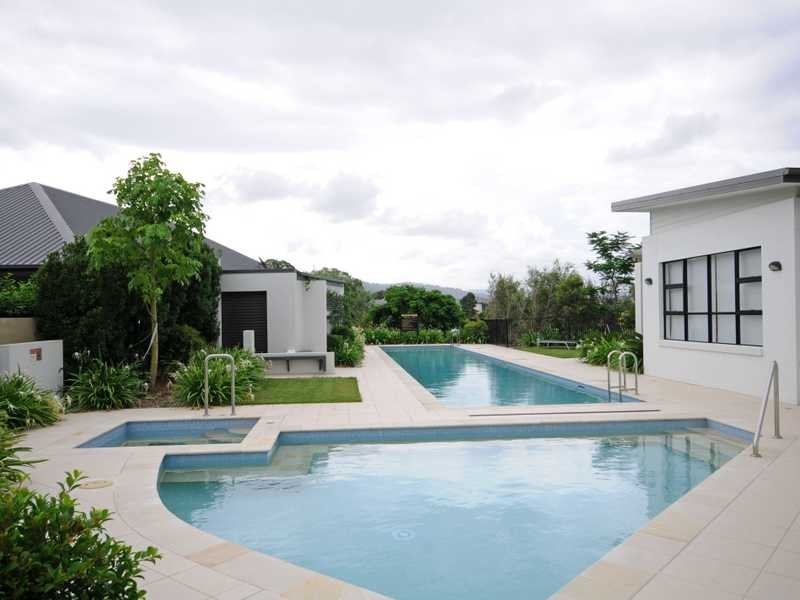 Unit 31/310 Easthill Drive, Robina QLD 4226