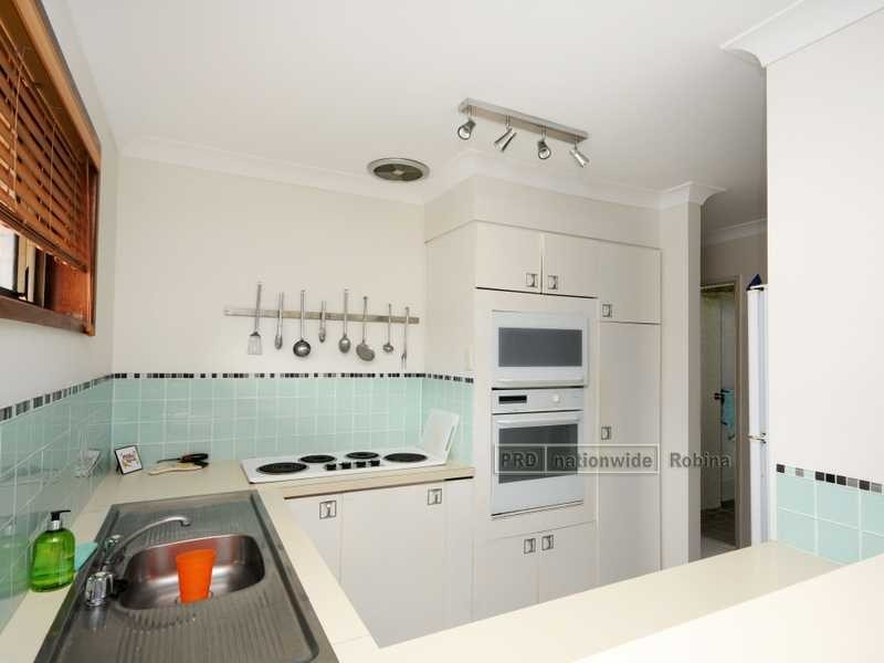 Unit 7/54 Karbunya Street, Mermaid Waters QLD 4218