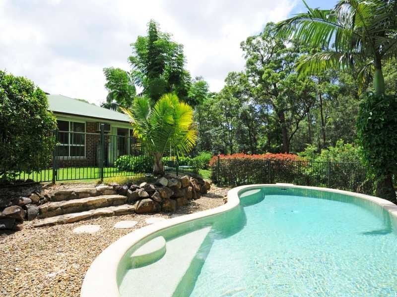 10 Carol Anne Court, Bonogin QLD 4213