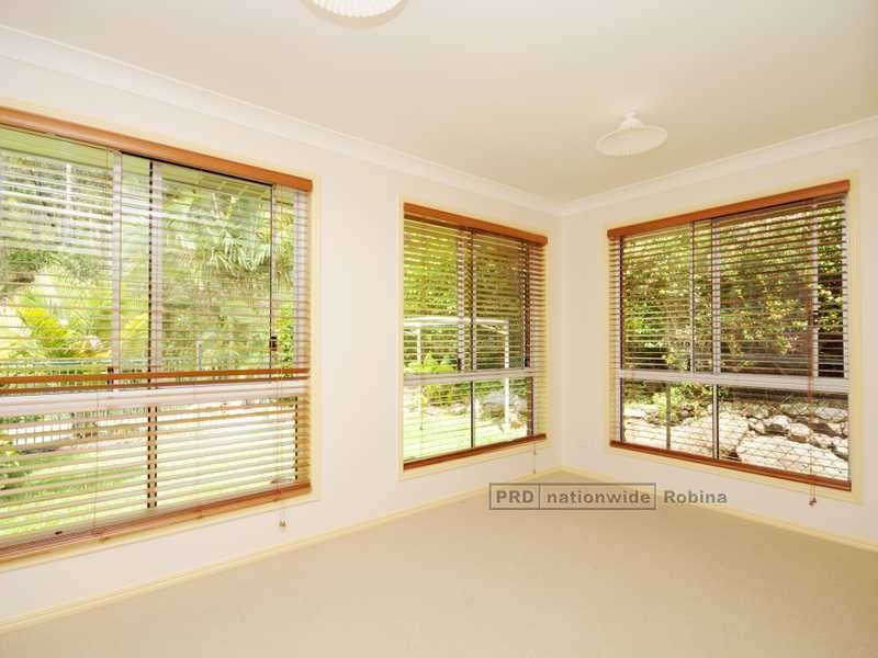 10 Carol Anne Court, Bonogin QLD 4213