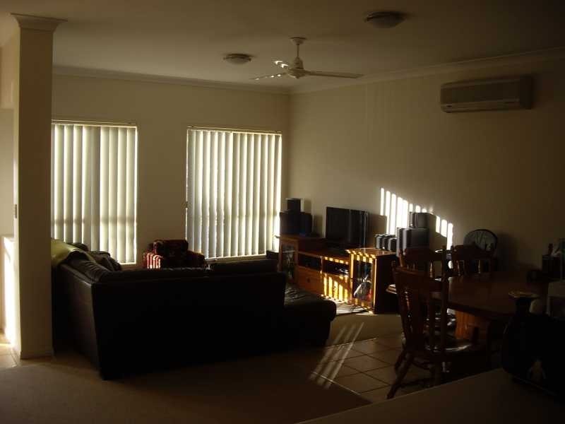 6 Firecrest Close, Upper Coomera QLD 4209