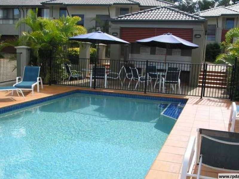 Unit 7/2 North Shore Avenue, Varsity Lakes QLD 4227