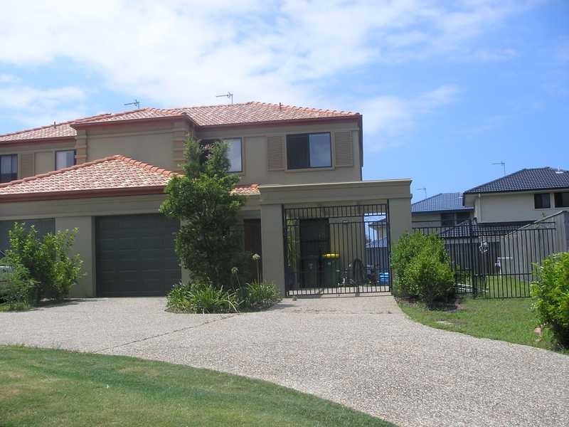 12B Dunstan Drive, Robina QLD 4226