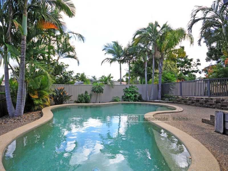 80 Thorngate Drive, Robina QLD 4226