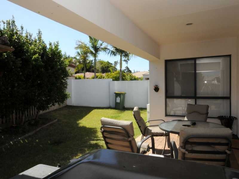 10 Wild Fire Court, Robina QLD 4226