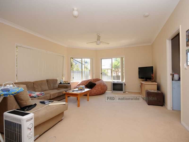 9 Ferndahl Drive, Varsity Lakes QLD 4227