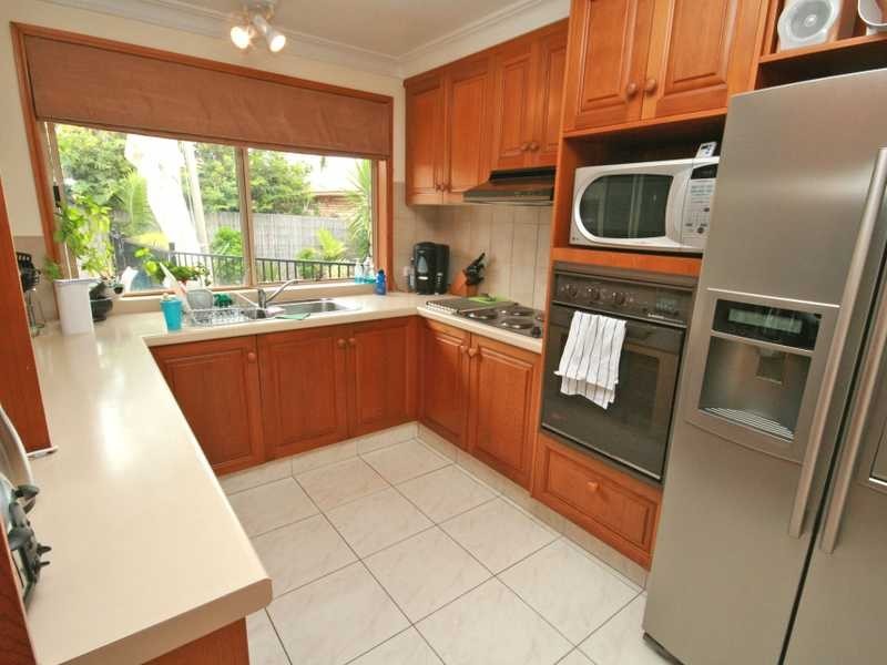 5 Oakleigh Circuit, Robina QLD 4226