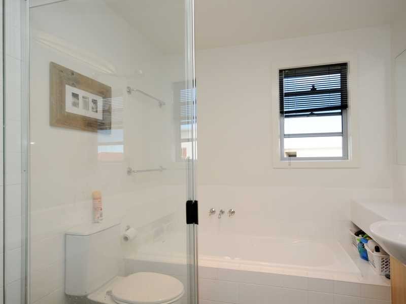 13 Bellvue Drive, Varsity Lakes QLD 4227