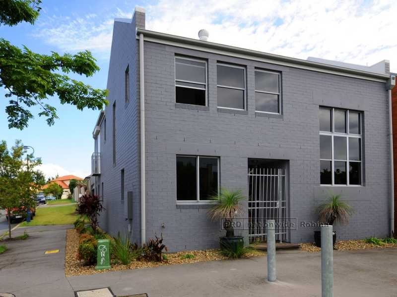 13 Bellvue Drive, Varsity Lakes QLD 4227