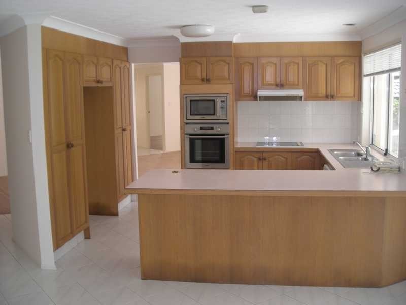 13 Merion Court, Robina QLD 4226