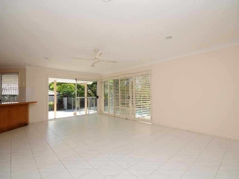 13 Merion Court, Robina QLD 4226