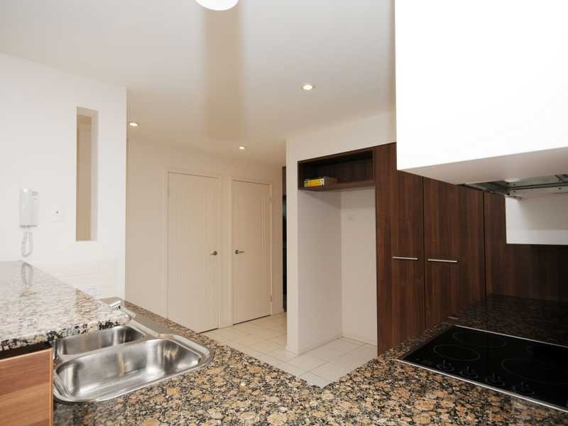 Unit 308/50 Riverwalk Avenue, Robina QLD 4226