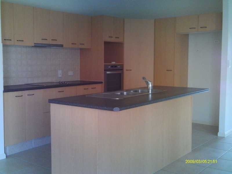 18 Palma Crescent, Varsity Lakes QLD 4227