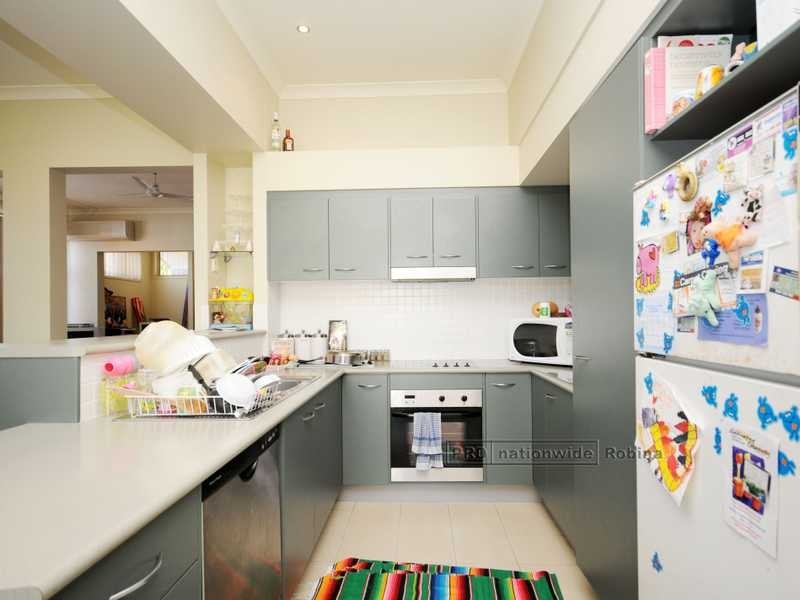 3 Avellino Drive, Varsity Lakes QLD 4227