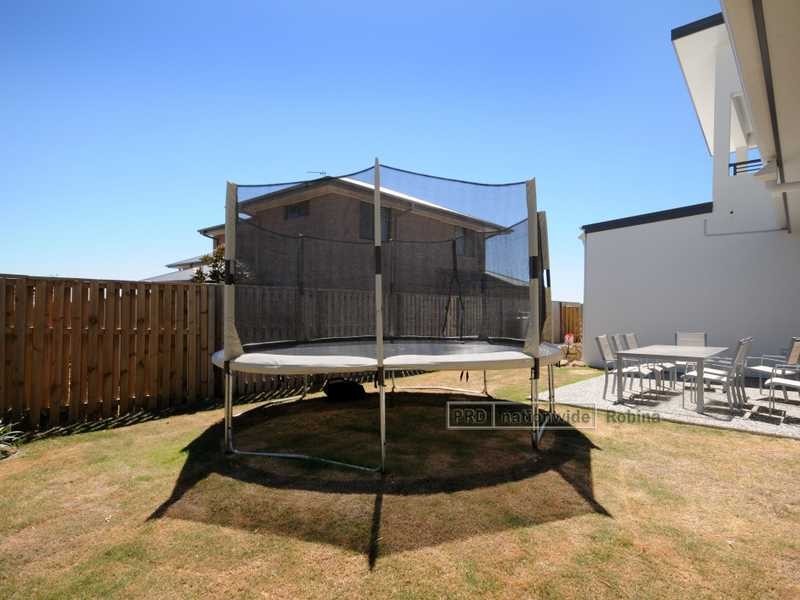 2/23 Willow Tree Drive, Reedy Creek QLD 4227