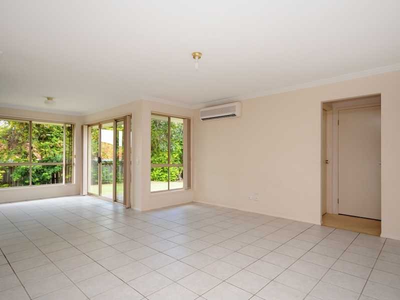 31 Shepton Crescent, Mudgeeraba QLD 4213
