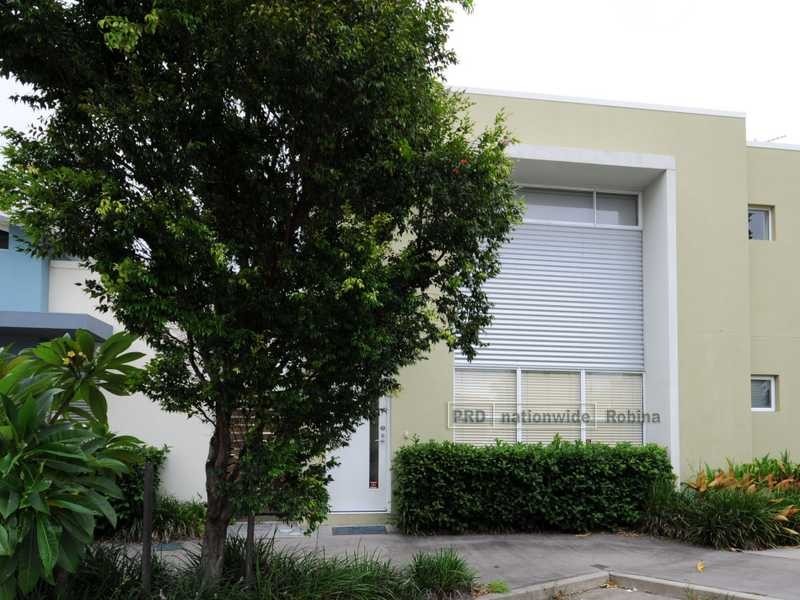 12 Lader Terrace, Varsity Lakes QLD 4227