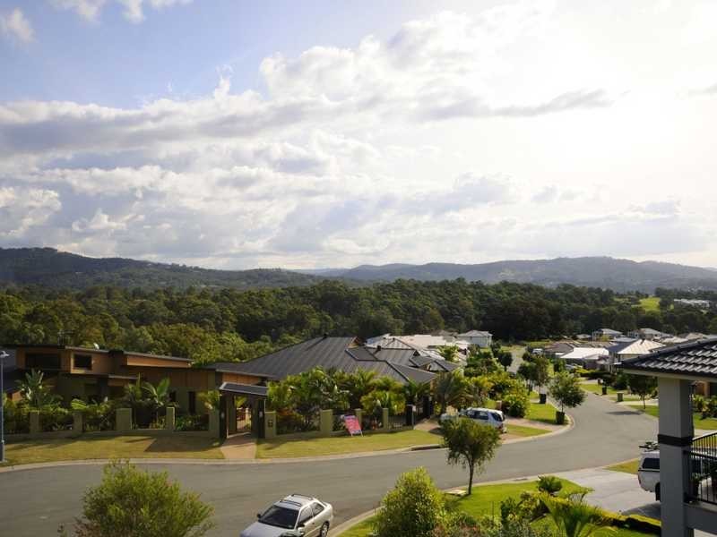 32 Healy Court, Mudgeeraba QLD 4213