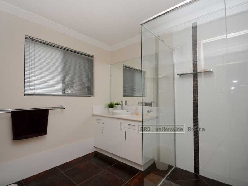 49 Wyangan Valley Way, Mudgeeraba QLD 4213