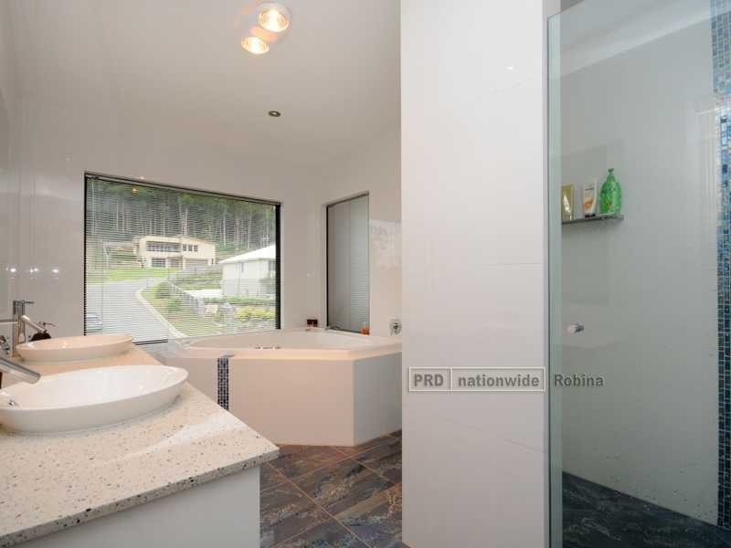 49 Wyangan Valley Way, Mudgeeraba QLD 4213