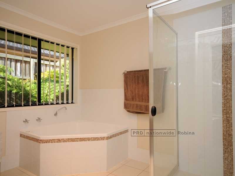 6 Healy Court, Mudgeeraba QLD 4213