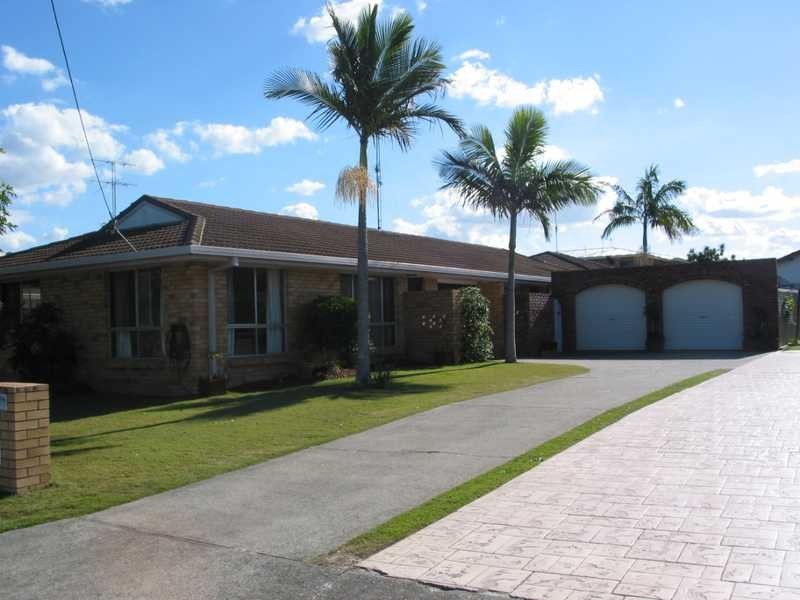 Unit 1/3 Cantwell Court, Miami QLD 4220