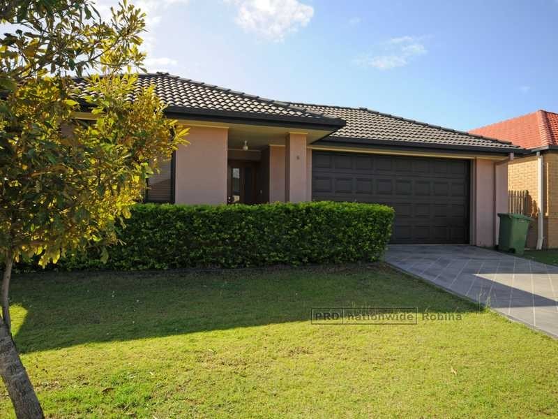 6 Shorehaven Place, Varsity Lakes QLD 4227