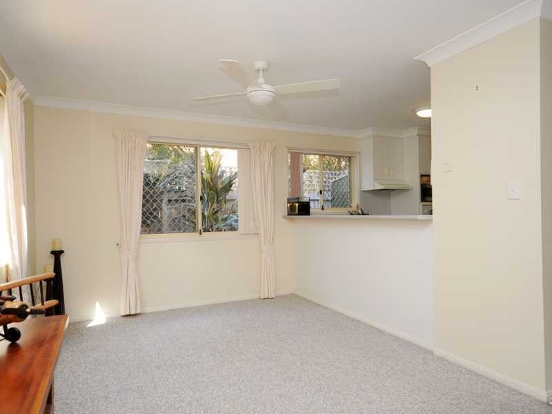 Unit 2/16 Douma Drive, Mudgeeraba QLD 4213