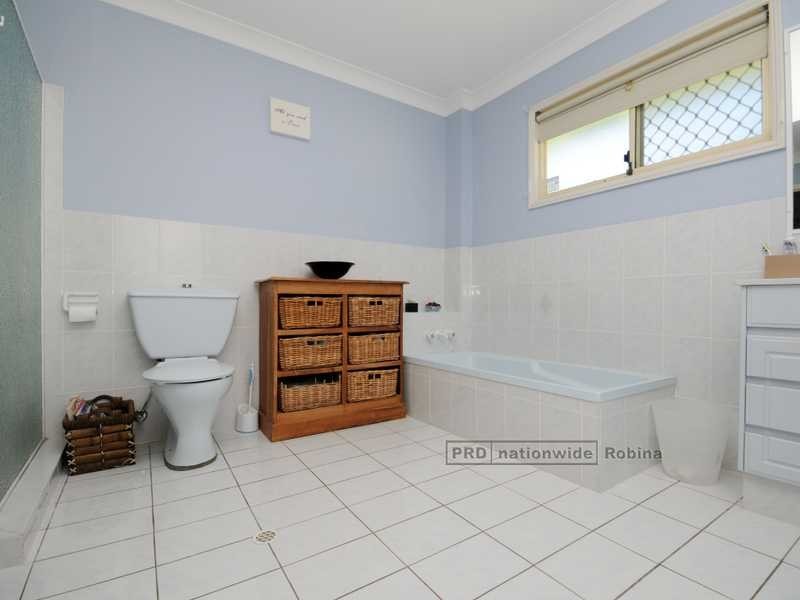 Unit 2/16 Douma Drive, Mudgeeraba QLD 4213