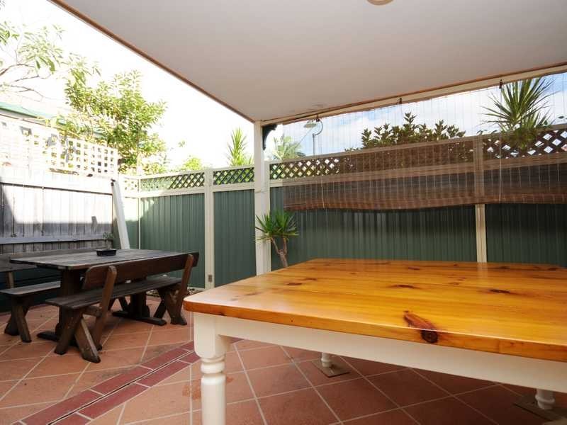 Unit 2/16 Douma Drive, Mudgeeraba QLD 4213