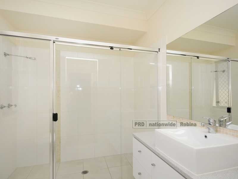 54 Heights Drive, Robina QLD 4226