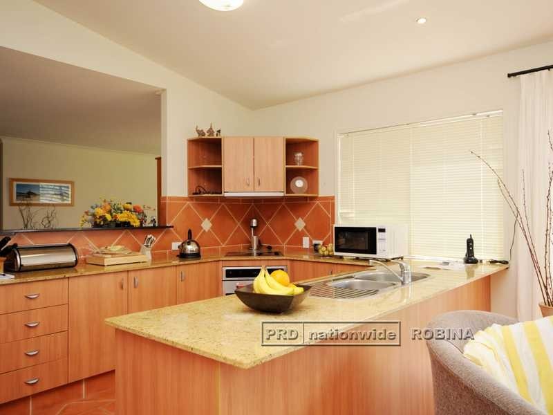 46 Woody Views Way, Robina QLD 4226