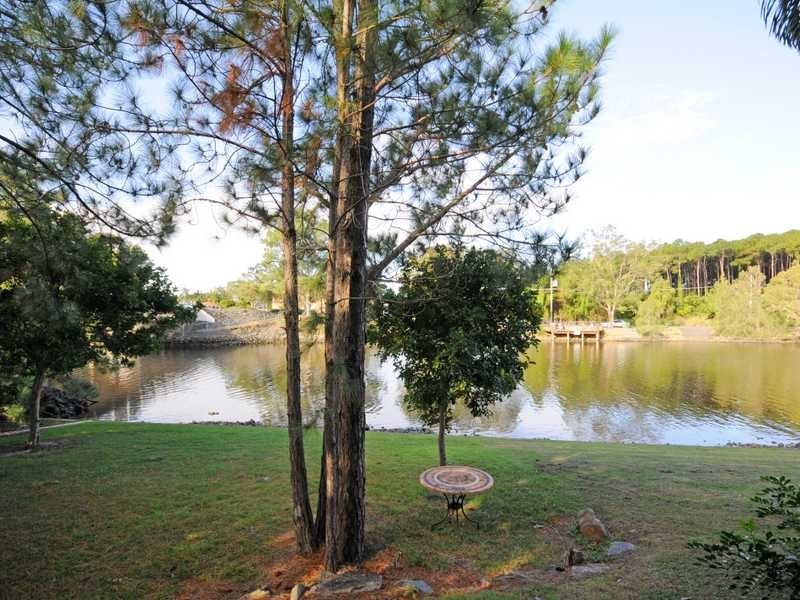 116/215 Cottesloe Drive, Mermaid Waters QLD 4218