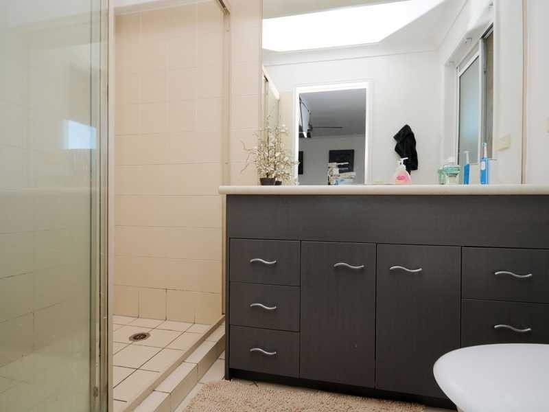 116/215 Cottesloe Drive, Mermaid Waters QLD 4218