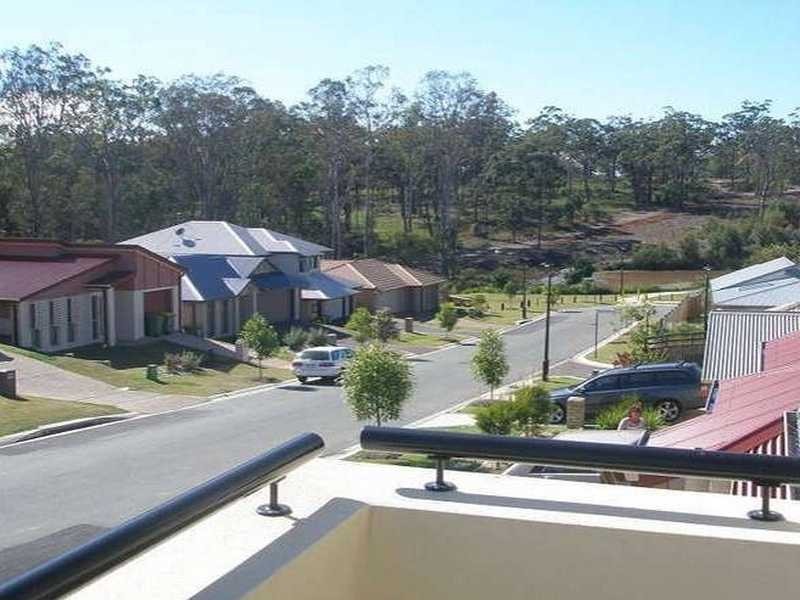 11 Silver Gull Street, Coomera QLD 4209