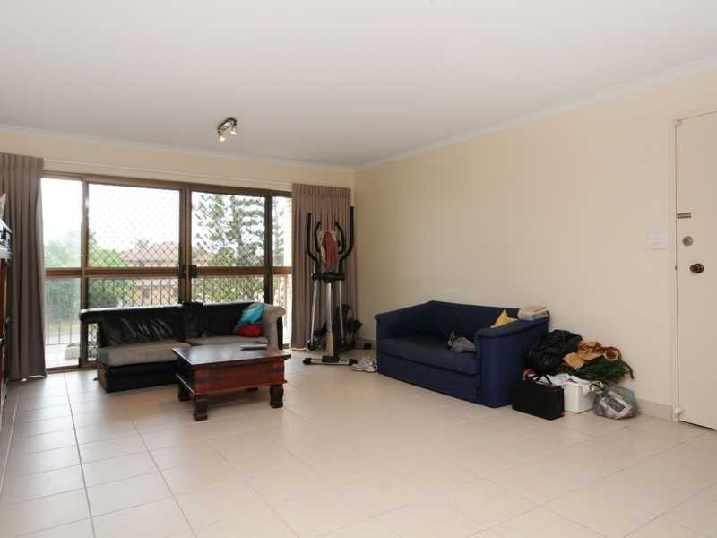 4/106 Bayview Street, Runaway Bay QLD 4216