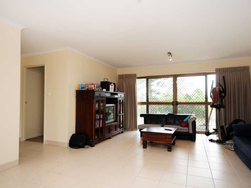 4/106 Bayview Street, Runaway Bay QLD 4216