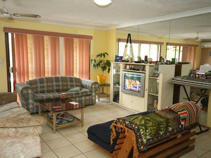 17/105 Christine Avenue, Burleigh Waters QLD 4220