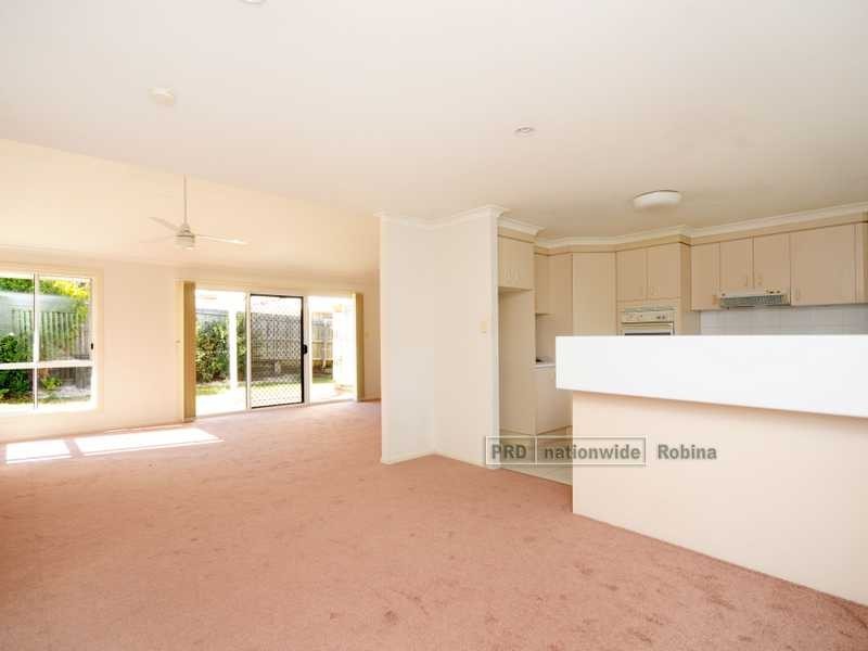 19 Bothwell Street, Robina QLD 4226