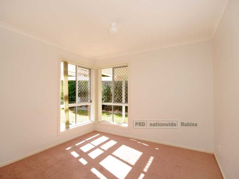 19 Bothwell Street, Robina QLD 4226