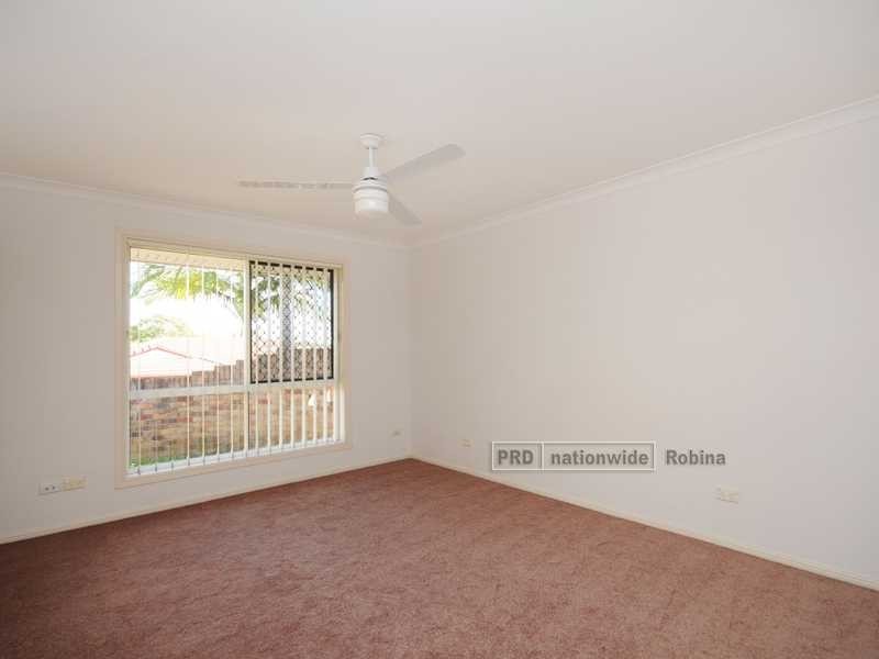 19 Bothwell Street, Robina QLD 4226