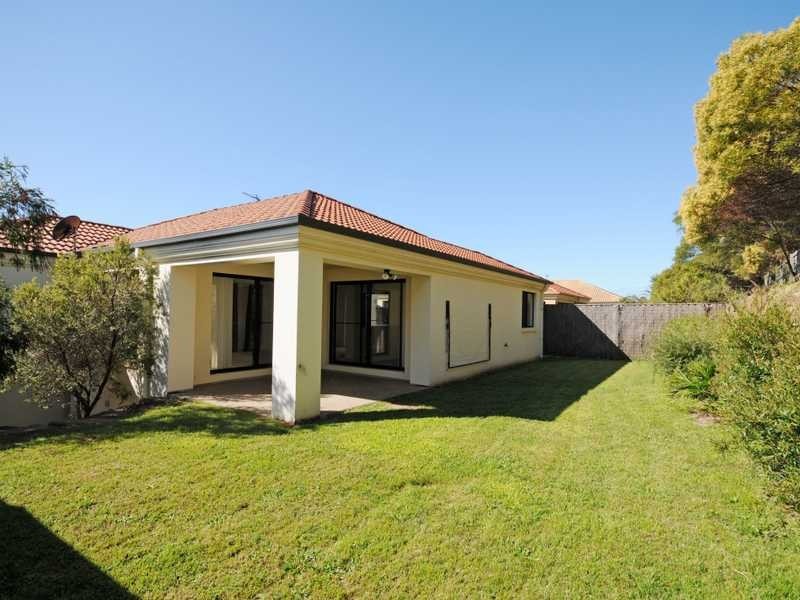 20 Elfin Street, Robina QLD 4226