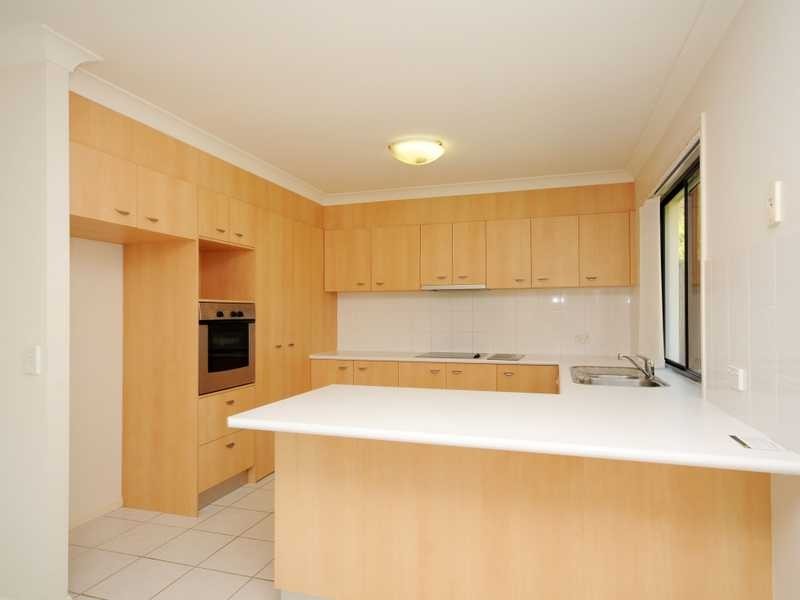 20 Elfin Street, Robina QLD 4226
