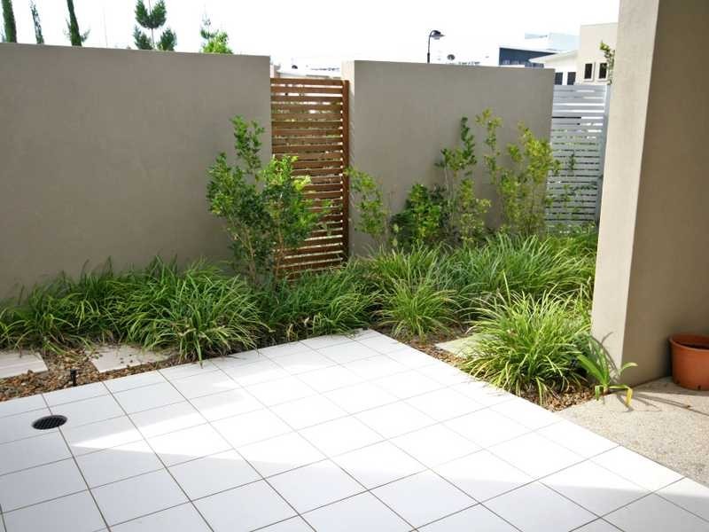 17 Riverwalk Avenue, Robina QLD 4226