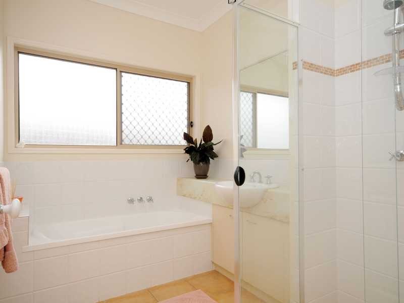 13 Goldcrest Drive, Upper Coomera QLD 4209