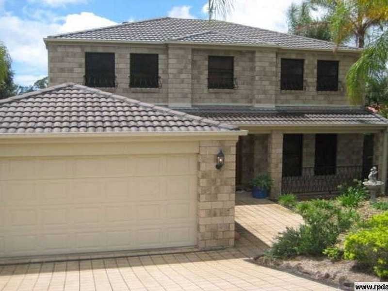 35 Tullamarine Drive, Robina QLD 4226