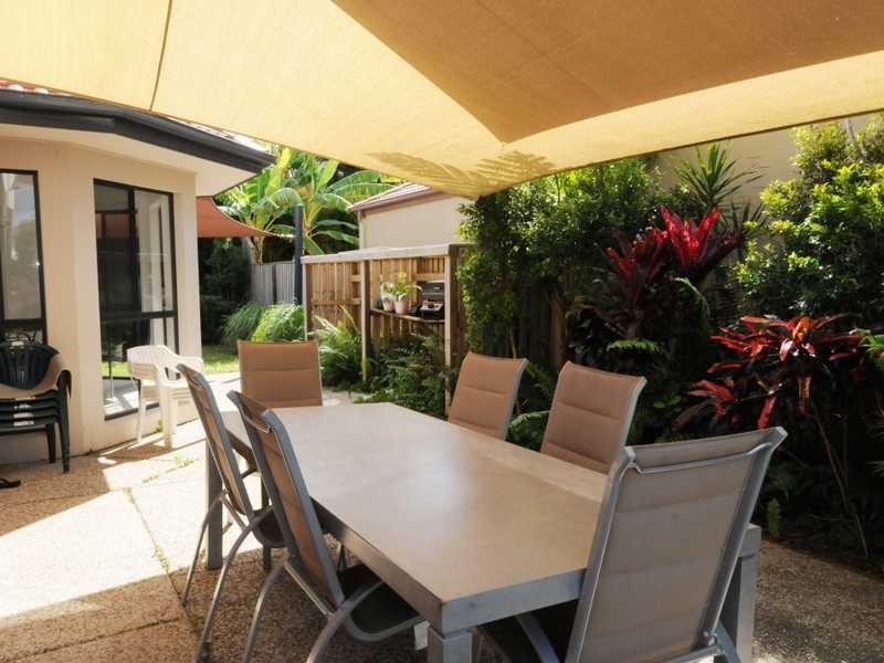 51 Bayswater Avenue, Varsity Lakes QLD 4227